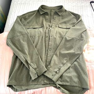 Mens lululemon army color long sleeve button up!